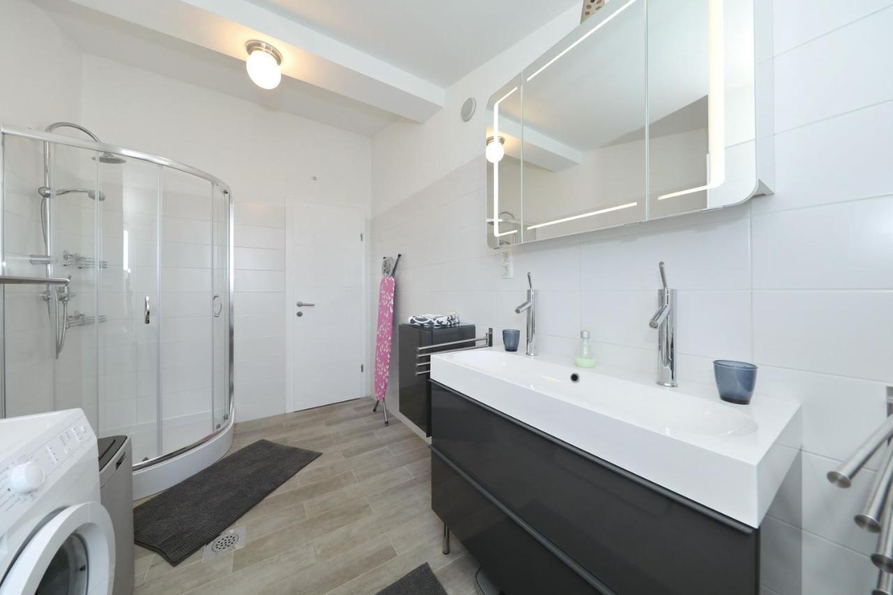 Apartment With Private Pool Sukošan Εξωτερικό φωτογραφία